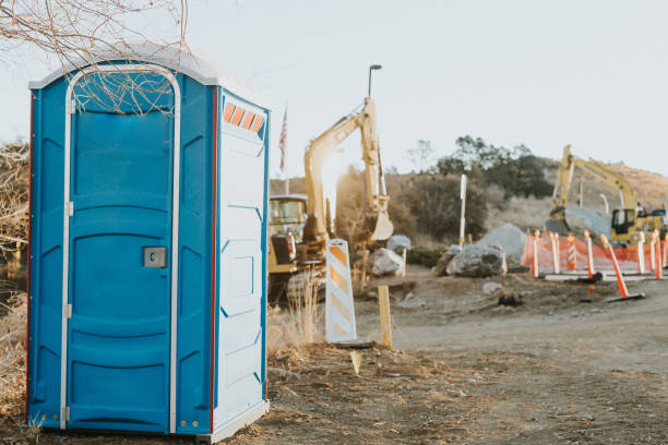 Best Portable restroom trailer rental  in Waynesville, OH